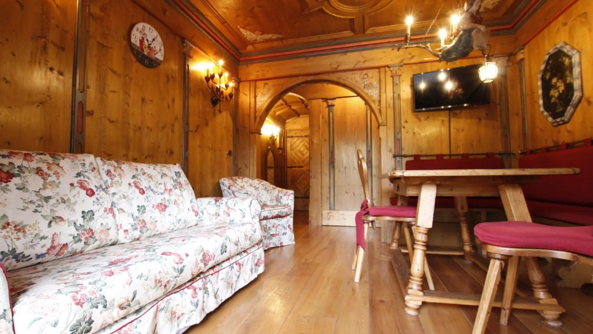 Chalet Ampezzano Di Marisa Cortina dʼAmpezzo