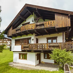  Apartamento Ca Perosego - Stayincortina